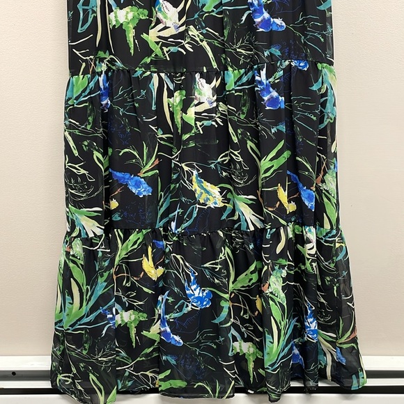 NWT Le Gali Black Floral Chiffon Flutter Bell Sleeve V-Neck Dress 12 - Picture 5 of 16